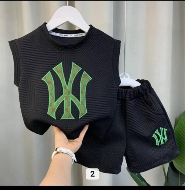 Ensemble YW – Confort et Style au Quotidien